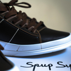 Coupon for: Famous Footwear Email Sign-Up Offer