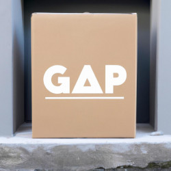 Coupon for: Gap Canada Free Shipping Offer