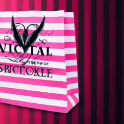 Coupon for: Victoria's Secret Free Shipping Offer